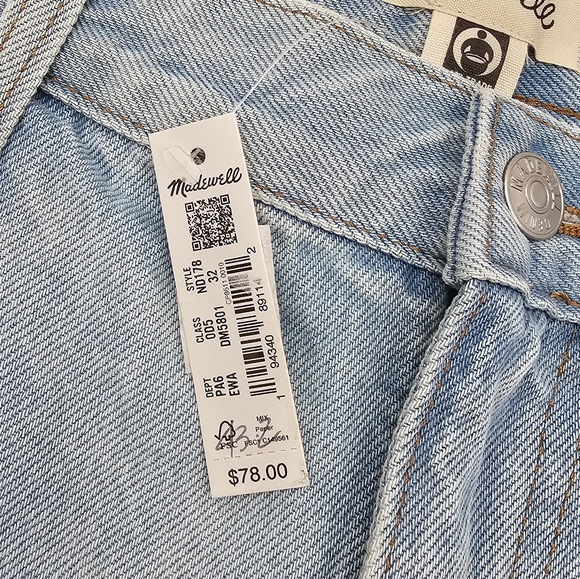 NWTs Madewell Relaxed Denim Shorts in Essen Wash ND178 Size 32 - Picture 3 of 4